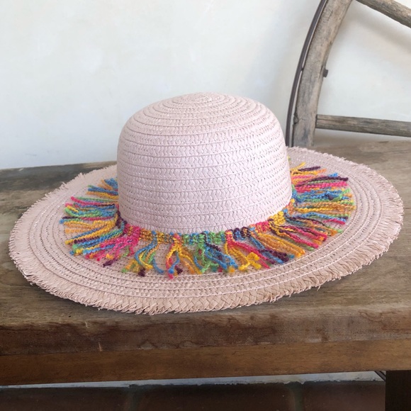 FLOPPY SUMMER🌞Pink Straw HAT w/ Boho Fringe NEW!! - Picture 7 of 8